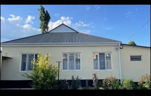 Guest House Lola Kochkorka Exterior foto